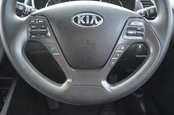 2013 Kia
Cerato S