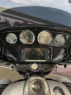 2015 Harley-davidson 2015 HARLEY DAVIDSON 1700CC FLHXSE CVO STREET GLIDE MERCURY / SMOKY QUARTZ