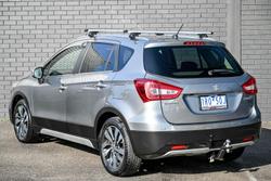 2020 Suzuki
S-Cross Turbo Prestige