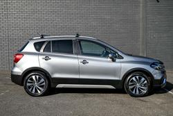 2020 Suzuki
S-Cross Turbo Prestige