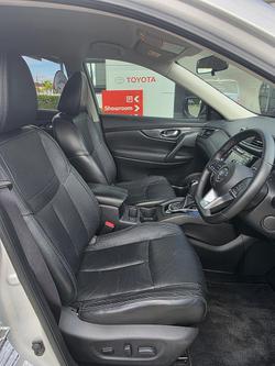 2017 Nissan
X-TRAIL ST-L