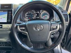 2023 Toyota
Landcruiser Prado VX