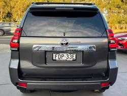 2023 Toyota
Landcruiser Prado VX