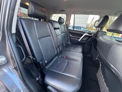 2023 Toyota
Landcruiser Prado VX