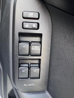 2023 Toyota
Landcruiser Prado VX