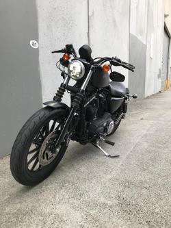 2015 Harley-Davidson
Iron 883 (XL883N)