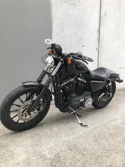2015 Harley-Davidson
Iron 883 (XL883N)