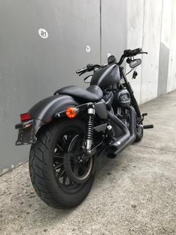 2015 Harley-Davidson
                Iron 883 (XL883N) 