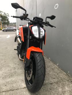 2018 KTM
                790 Duke 