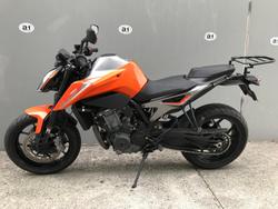 2018 KTM
                790 Duke 