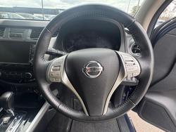 2020 Nissan Navara ST