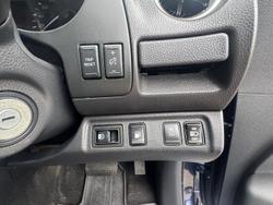 2020 Nissan Navara ST