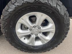 2020 Nissan Navara ST