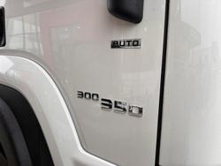2025 Isuzu F Series FYJ300-350