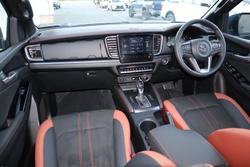 2025 Mazda
BT-50 SP