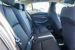 2025 Mazda
3 G20 Pure