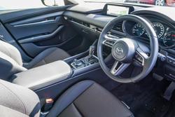 2025 Mazda
3 G20 Pure