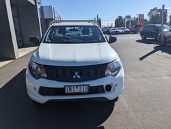 2018 Mitsubishi
Triton GLX