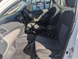 2018 Mitsubishi
Triton GLX