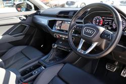 2021 Audi
Q3 40 TFSI S line