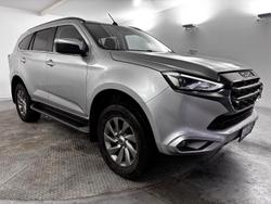 2023 Isuzu
MU-X LS-U