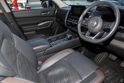 2025 Nissan
Pathfinder Ti-L