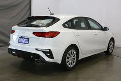 2023 Kia
Cerato S