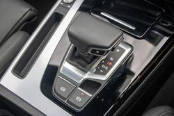 2021 Audi
Q5 45 TFSI Sport