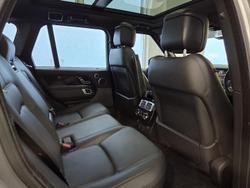 2020 Land Rover
Range Rover SDV6 Vogue