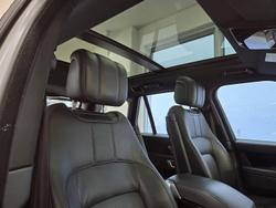2020 Land Rover
Range Rover SDV6 Vogue