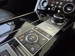 2020 Land Rover
Range Rover SDV6 Vogue