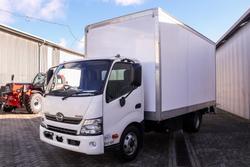 2018 Hino 300 917 At Ev Pantech White