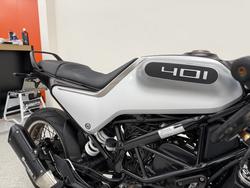 2021 HUSQVARNA VITPILEN 401 grey