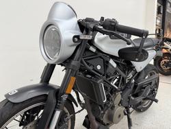 2021 HUSQVARNA VITPILEN 401 grey