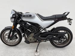 2021 HUSQVARNA VITPILEN 401 grey