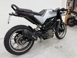 2021 HUSQVARNA VITPILEN 401 grey