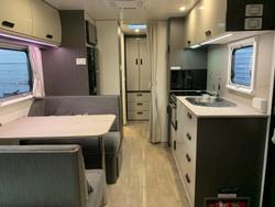 2022 Jayco Journey 19.61-3