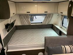 2022 Jayco Journey 19.61-3