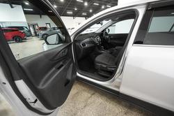 2018 Holden
                Equinox LT