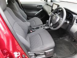 2022 Toyota
Corolla Cross GX