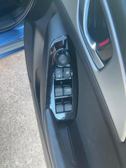 2016 Mazda
3 Maxx