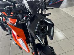 2024 KTM 990 Duke Duke Orange