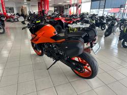 2024 KTM 990 Duke Duke Orange