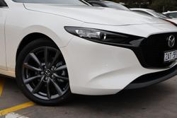 2025 Mazda
3 G20 Evolve
