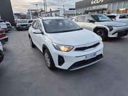 2023 Kia
Stonic S