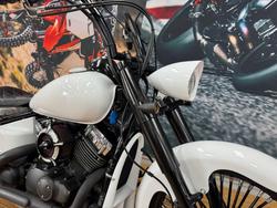 2018 Yamaha XVS650 V-STAR CUSTOM PEARL WHITE