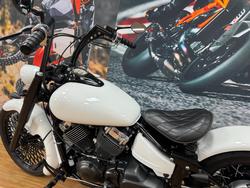 2018 Yamaha XVS650 V-STAR CUSTOM PEARL WHITE