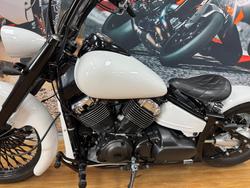 2018 Yamaha XVS650 V-STAR CUSTOM PEARL WHITE