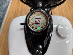 2018 Yamaha XVS650 V-STAR CUSTOM PEARL WHITE