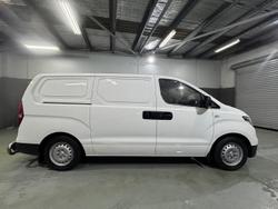 2019 Hyundai
iLoad